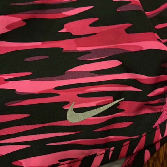 Nike Shorts - Picture 2 of 5